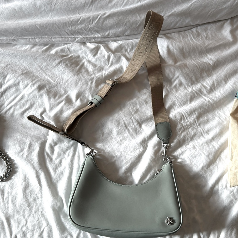 Tory Burch 151 Mercer Small Crescent Bag